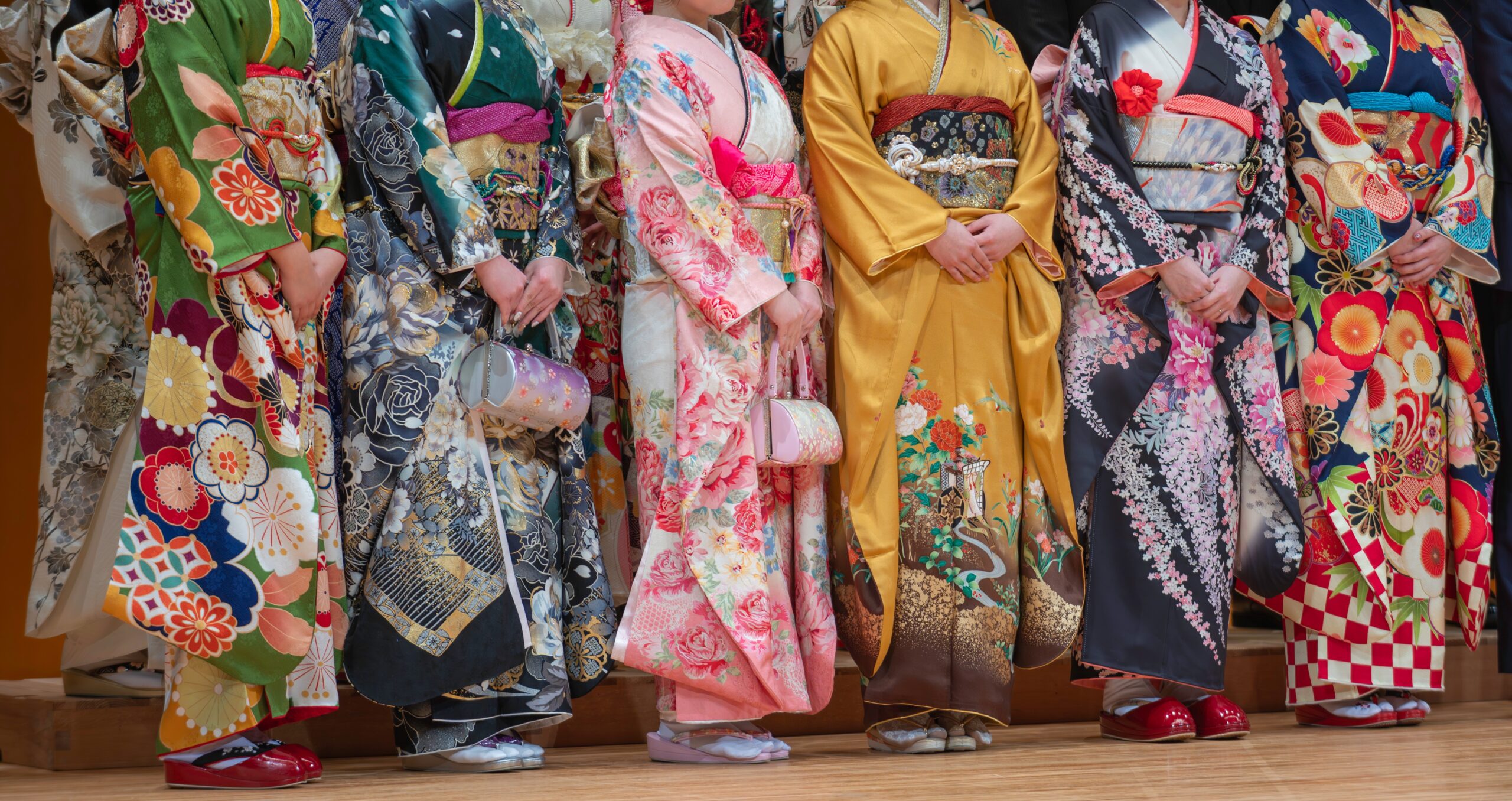 今人気の振袖カラー